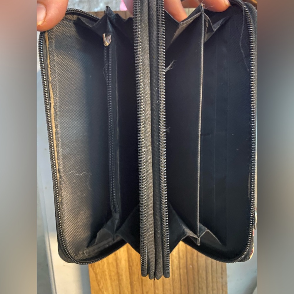 Wallet - Picture 3 of 3